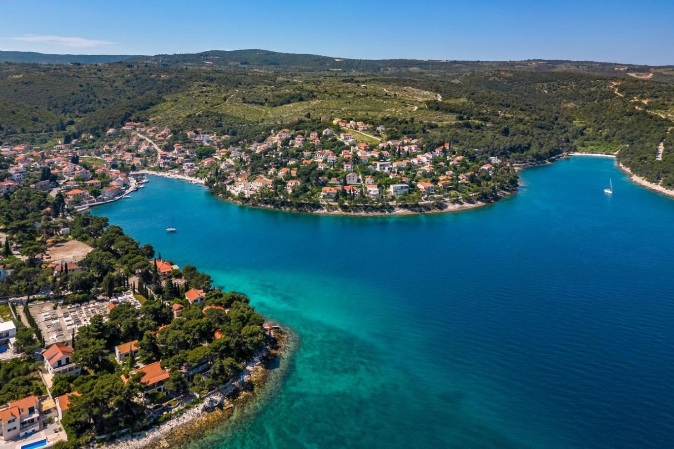 Apartments By The Sea Splitska, Brac - 2923 Postira Exteriör bild